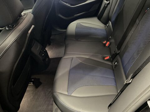 BMW 1 Series 1.5 118i M Sport (LCP) Hatchback 5dr Petrol DCT Euro 6 (s/s) (136 ps) Profe 18