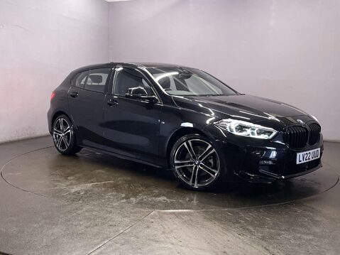 BMW 1 Series 1.5 118i M Sport (LCP) Hatchback 5dr Petrol DCT Euro 6 (s/s) (136 ps) Profe 1