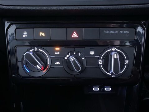 Volkswagen T-Cross 1.0 TSI Black Edition SUV 5dr Petrol Manual Euro 6 (s/s) (110 ps) Cruise C 31