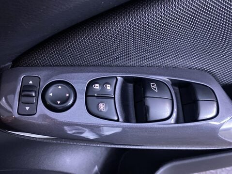 Nissan Juke 1.0 DIG-T Acenta SUV 5dr Petrol Manual Euro 6 (s/s) (114 ps) Cruise Contro 33