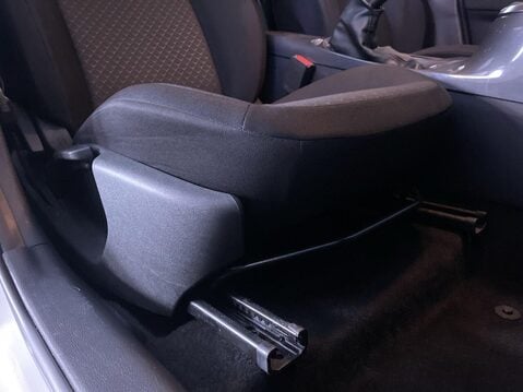 Nissan Juke 1.0 DIG-T Acenta SUV 5dr Petrol Manual Euro 6 (s/s) (114 ps) Cruise Contro 26