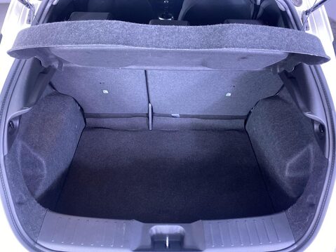 Nissan Juke 1.0 DIG-T Acenta SUV 5dr Petrol Manual Euro 6 (s/s) (114 ps) Cruise Contro 13