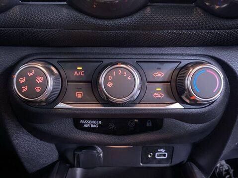 Nissan Juke 1.0 DIG-T Acenta SUV 5dr Petrol Manual Euro 6 (s/s) (114 ps) Cruise Contro 31