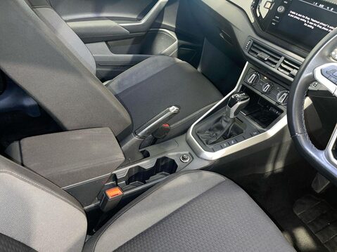 Volkswagen Taigo 1.0 TSI Life SUV 5dr Petrol DSG Euro 6 (s/s) (110 ps) Cruise Control - DAB 12