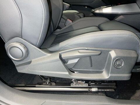 Audi Q4 45 Sport SUV 5dr Electric Auto 82kWh (286 ps) Leather Trim - Parking Sensor 24