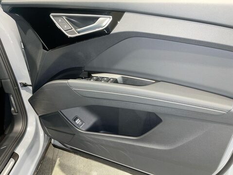 Audi Q4 45 Sport SUV 5dr Electric Auto 82kWh (286 ps) Leather Trim - Parking Sensor 25