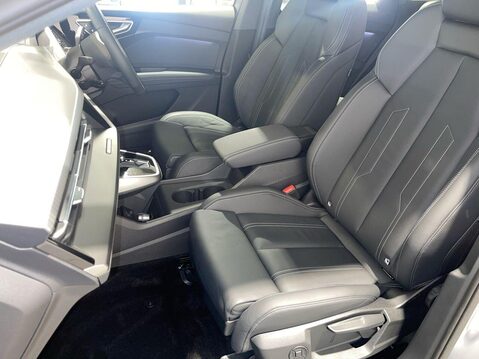 Audi Q4 45 Sport SUV 5dr Electric Auto 82kWh (286 ps) Leather Trim - Parking Sensor 16