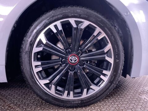 Toyota Corolla 1.8 VVT-h GPF GR SPORT Touring Sports 5dr Petrol Hybrid CVT Euro 6 (s/s) (1 12