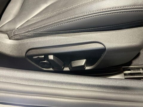 BMW Z4 2.0 20i M Sport Convertible 2dr Petrol Auto sDrive Euro 6 (s/s) (197 ps) C 25