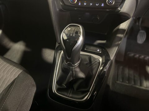 Vauxhall Corsa 1.2 Design Hatchback 5dr Petrol Manual Euro 6 (75 ps) Cruise Control - DAB 18