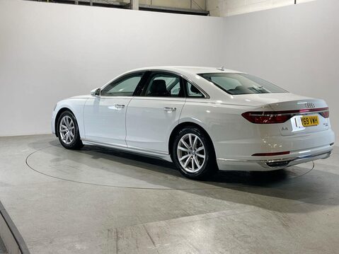 Audi A8 3.0 TDI V6 50 Saloon 4dr Diesel Tiptronic quattro Euro 6 (s/s) (286 ps) DAB 6