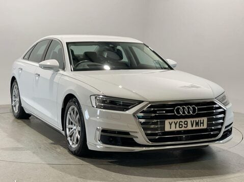 Audi A8 3.0 TDI V6 50 Saloon 4dr Diesel Tiptronic quattro Euro 6 (s/s) (286 ps) DAB 1