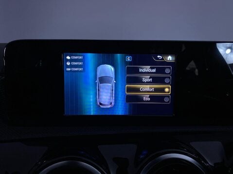 Mercedes-Benz A Class 2.0 A180d Sport Hatchback 5dr Diesel 8G-DCT Euro 6 (s/s) (116 ps) Cruise C 33