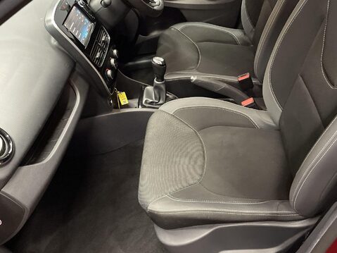 Renault Clio 1.5 dCi Dynamique Nav Hatchback 5dr Diesel Manual Euro 6 (s/s) (90 ps) 17