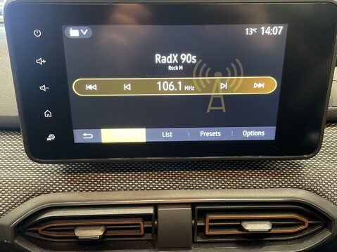 Dacia Sandero Stepway 1.0 TCe Comfort Hatchback 5dr Petrol CVT Euro 6 (s/s) (90 ps) Cruise Contr 26