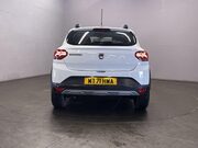 Dacia Sandero Stepway 1.0 TCe Comfort Hatchback 5dr Petrol CVT Euro 6 (s/s) (90 ps) Cruise Contr 7