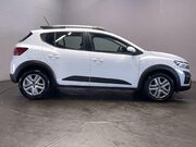 Dacia Sandero Stepway 1.0 TCe Comfort Hatchback 5dr Petrol CVT Euro 6 (s/s) (90 ps) Cruise Contr 9
