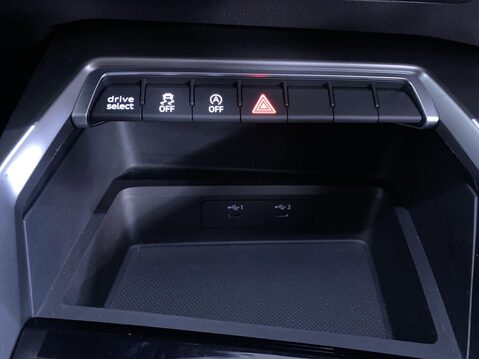 Audi A3 1.0 TFSI 30 S line Sportback 5dr Petrol S Tronic Euro 6 (s/s) (110 ps) Cru 24