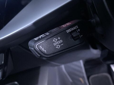 Audi A3 1.0 TFSI 30 S line Sportback 5dr Petrol S Tronic Euro 6 (s/s) (110 ps) Cru 25