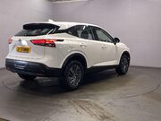 Nissan Qashqai 1.3 DIG-T MHEV Acenta Premium SUV 5dr Petrol Hybrid Manual Euro 6 (s/s) (15 8