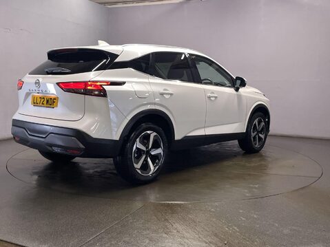 Nissan Qashqai 1.3 DIG-T MHEV N-Connecta SUV 5dr Petrol Hybrid Manual Euro 6 (s/s) (140 ps 8