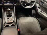 Nissan Qashqai 1.3 DIG-T MHEV N-Connecta SUV 5dr Petrol Hybrid Manual Euro 6 (s/s) (140 ps 15