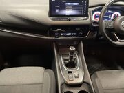 Nissan Qashqai 1.3 DIG-T MHEV N-Connecta SUV 5dr Petrol Hybrid Manual Euro 6 (s/s) (140 ps 16