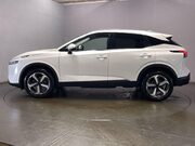 Nissan Qashqai 1.3 DIG-T MHEV N-Connecta SUV 5dr Petrol Hybrid Manual Euro 6 (s/s) (140 ps 5