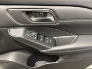 Nissan Qashqai 1.3 DIG-T MHEV N-Connecta SUV 5dr Petrol Hybrid Manual Euro 6 (s/s) (140 ps 25