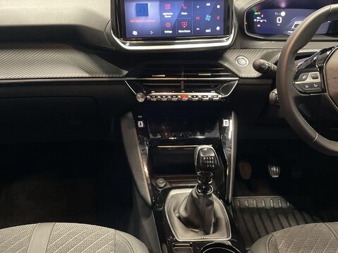 Peugeot 208 1.2 PureTech Allure Hatchback 5dr Petrol Manual Euro 6 (s/s) (100 ps) 16