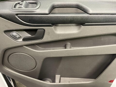 Ford Transit Custom 2.0 320 EcoBlue Leader Crew Van Double Cab 5dr Diesel Manual L2 H1 Euro 6 ( 23