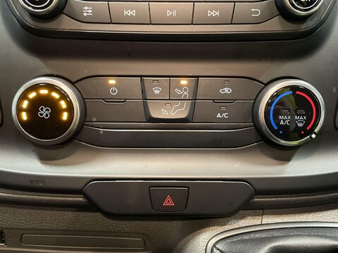 Ford Transit Custom 2.0 320 EcoBlue Leader Crew Van Double Cab 5dr Diesel Manual L2 H1 Euro 6 ( 26