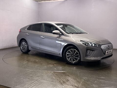 Hyundai IONIQ 38.3kWh Premium Hatchback 5dr Electric Auto (136 ps) Bluetooth 1
