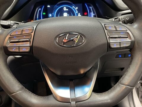 Hyundai IONIQ 38.3kWh Premium Hatchback 5dr Electric Auto (136 ps) Bluetooth 21