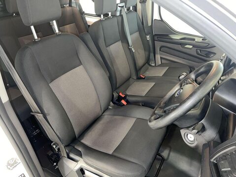 Ford Transit Custom 2.0 320 EcoBlue Leader Crew Van Double Cab 5dr Diesel Manual L2 H1 Euro 6 ( 14
