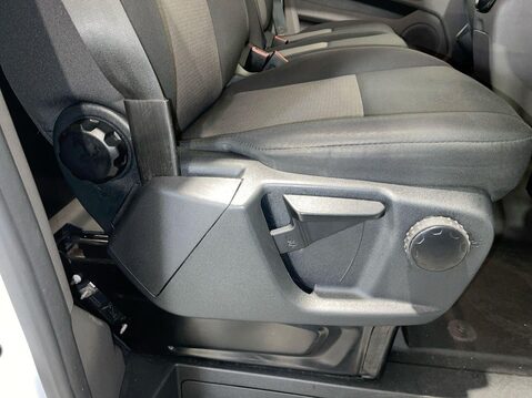 Ford Transit Custom 2.0 320 EcoBlue Leader Crew Van Double Cab 5dr Diesel Manual L2 H1 Euro 6 ( 21