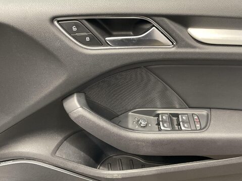 Audi A3 1.0 TFSI 30 Black Edition Sportback 5dr Petrol Manual Euro 6 (s/s) (116 ps) 25