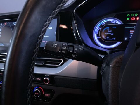 Kia Niro 1.6 GDi 3 SUV 5dr Petrol Hybrid DCT Euro 6 (s/s) (139 bhp) Parking Sensors 23