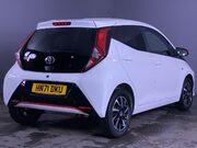 Toyota Aygo 1.0 VVT-i x-trend Hatchback 5dr Petrol Manual Euro 6 (s/s) (71 ps) Air Con 8