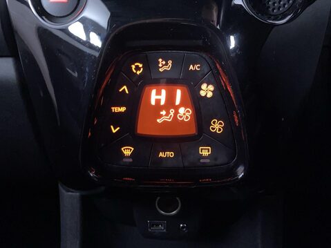 Toyota Aygo 1.0 VVT-i x-trend Hatchback 5dr Petrol Manual Euro 6 (s/s) (71 ps) Air Con 31