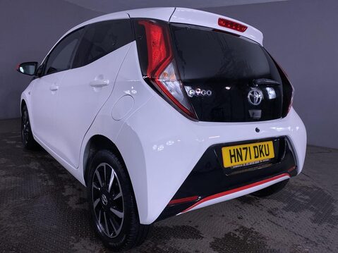 Toyota Aygo 1.0 VVT-i x-trend Hatchback 5dr Petrol Manual Euro 6 (s/s) (71 ps) Air Con 14
