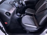 Toyota Aygo 1.0 VVT-i x-trend Hatchback 5dr Petrol Manual Euro 6 (s/s) (71 ps) Air Con 17