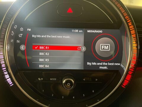 Mini Hatch 2.0 Cooper S Classic Hatchback 3dr Petrol Steptronic Euro 6 (s/s) (178 ps) 4