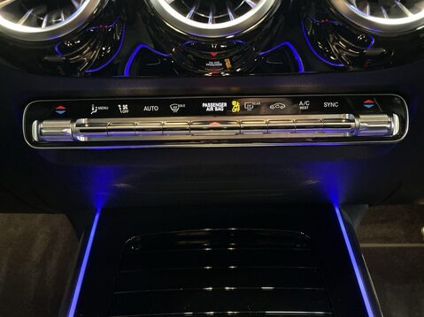 Mercedes-Benz GLA 2.0 GLA200d AMG Line (Premium) SUV 5dr Diesel 8G-DCT Euro 6 (s/s) (150 ps) 28