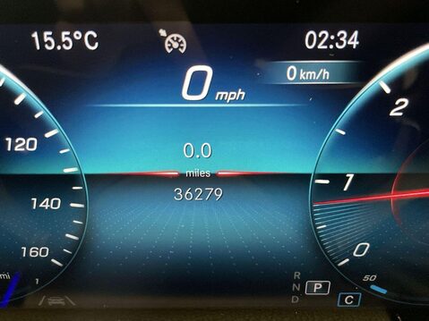 Mercedes-Benz GLA 2.0 GLA200d AMG Line (Premium) SUV 5dr Diesel 8G-DCT Euro 6 (s/s) (150 ps) 26