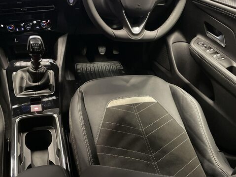 Vauxhall Mokka 1.2 Turbo Ultimate SUV 5dr Petrol Manual Euro 6 (s/s) (136 ps) Parking Sens 15