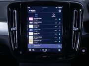 Volvo XC40 2.0 B3 MHEV Core SUV 5dr Petrol Hybrid DCT Auto Euro 6 (s/s) (163 ps) Crui 30