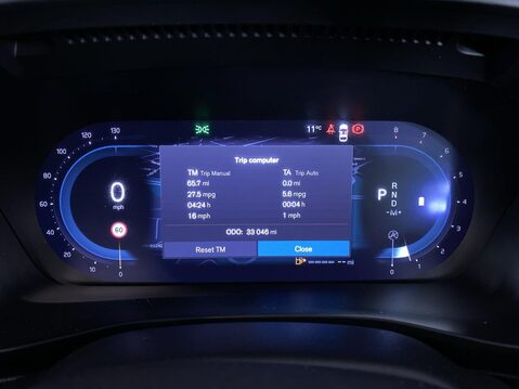 Volvo XC40 2.0 B3 MHEV Core SUV 5dr Petrol Hybrid DCT Auto Euro 6 (s/s) (163 ps) Crui 28