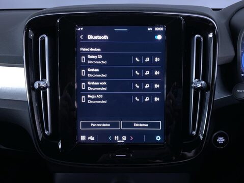 Volvo XC40 2.0 B3 MHEV Core SUV 5dr Petrol Hybrid DCT Auto Euro 6 (s/s) (163 ps) Crui 33