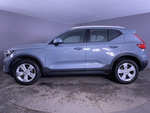 Volvo XC40 2.0 B3 MHEV Core SUV 5dr Petrol Hybrid DCT Auto Euro 6 (s/s) (163 ps) Crui 5
